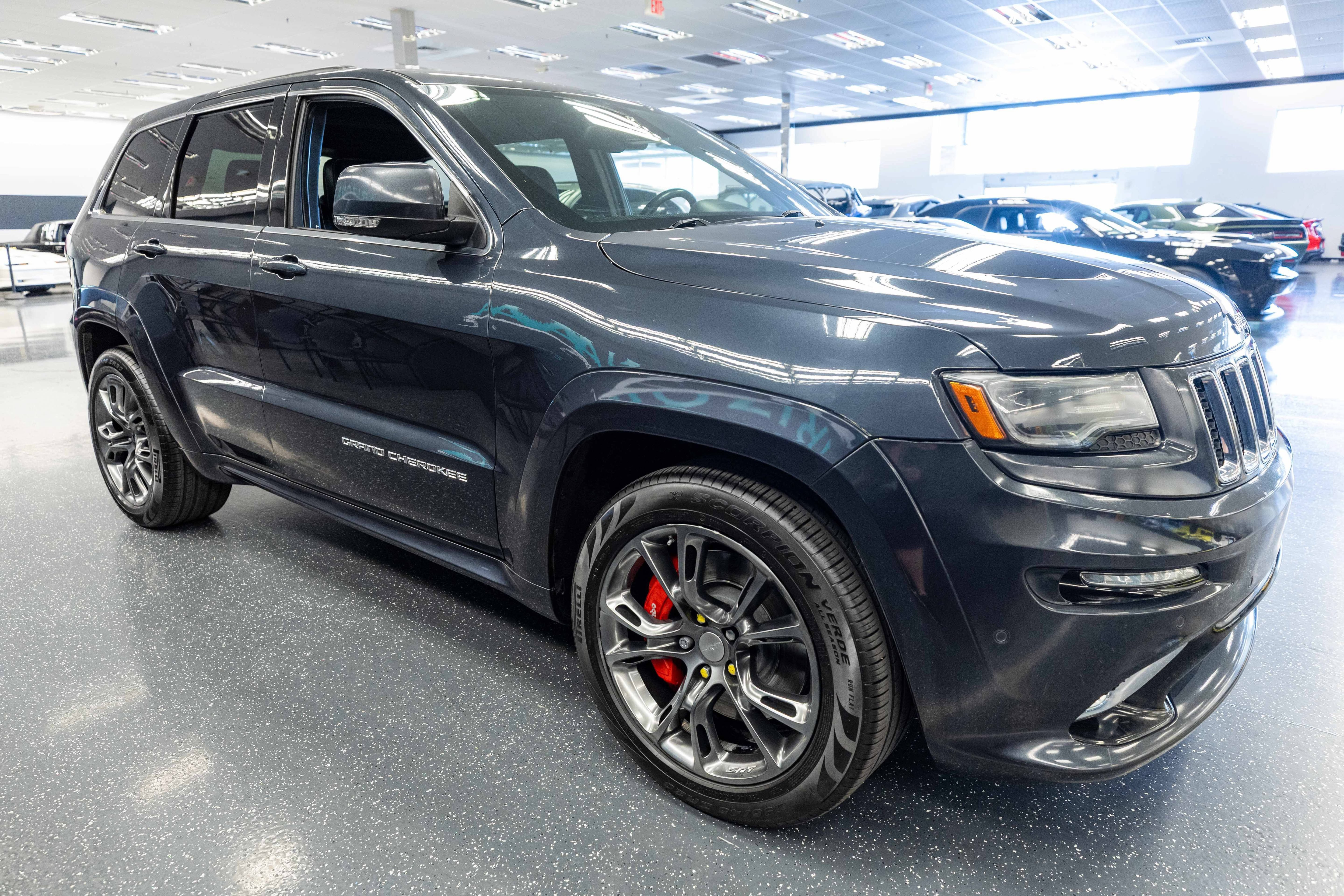 Used 2015 Jeep Grand Cherokee SRT w/ Trailer Tow Group IV AWD/4WD image 4