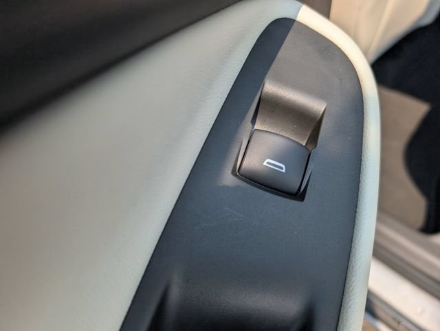 Used 2024 Buick Encore GX Avenir w/ Avenir Convenience Package FWD image 10