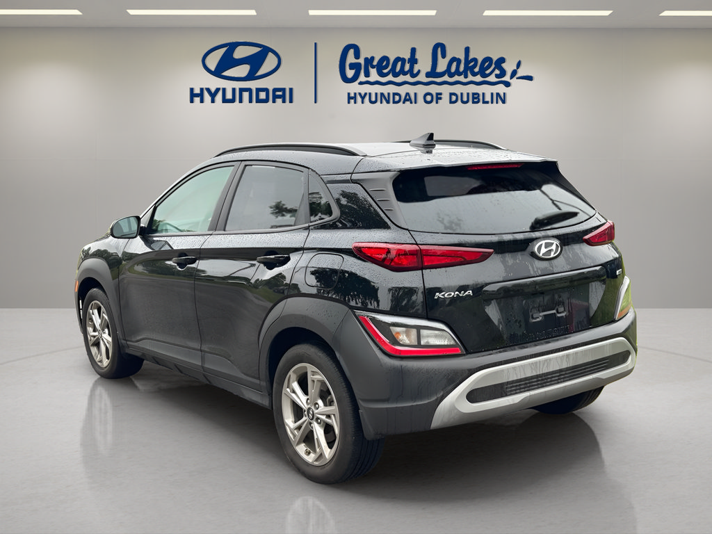 Used 2023 Hyundai Kona SEL AWD/4WD image 3