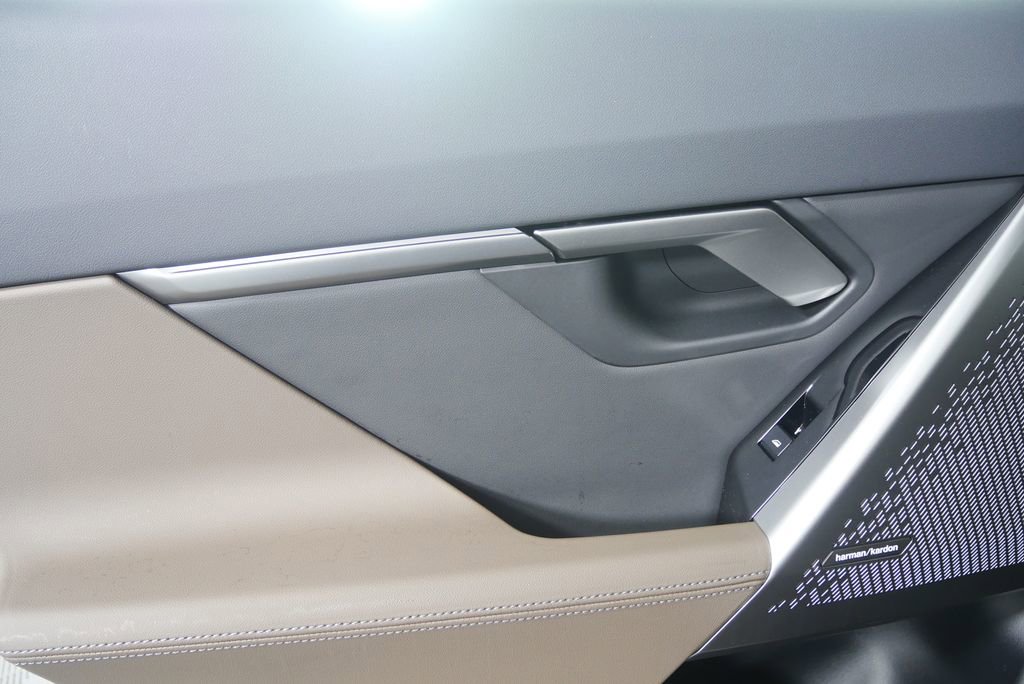 Certified 2026 BMW 530i image 13