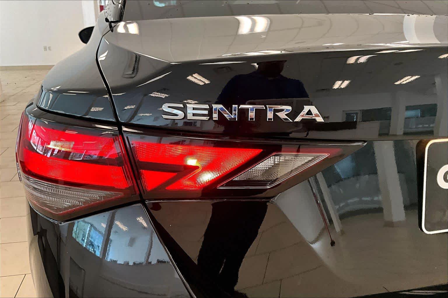 Used 2024 Nissan Sentra S FWD image 28