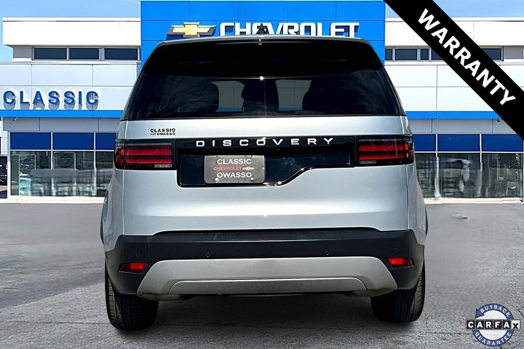 Used 2024 Land Rover Discovery S image 6