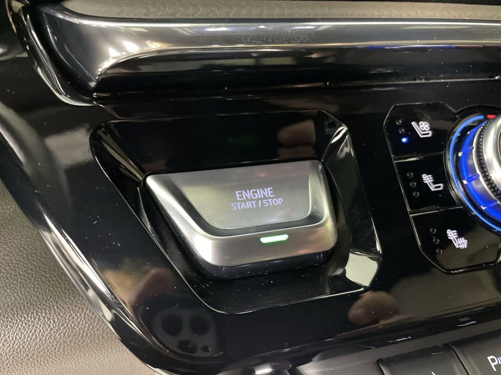 Used 2025 GMC Sierra 1500 Denali w/ Technology Package image 16