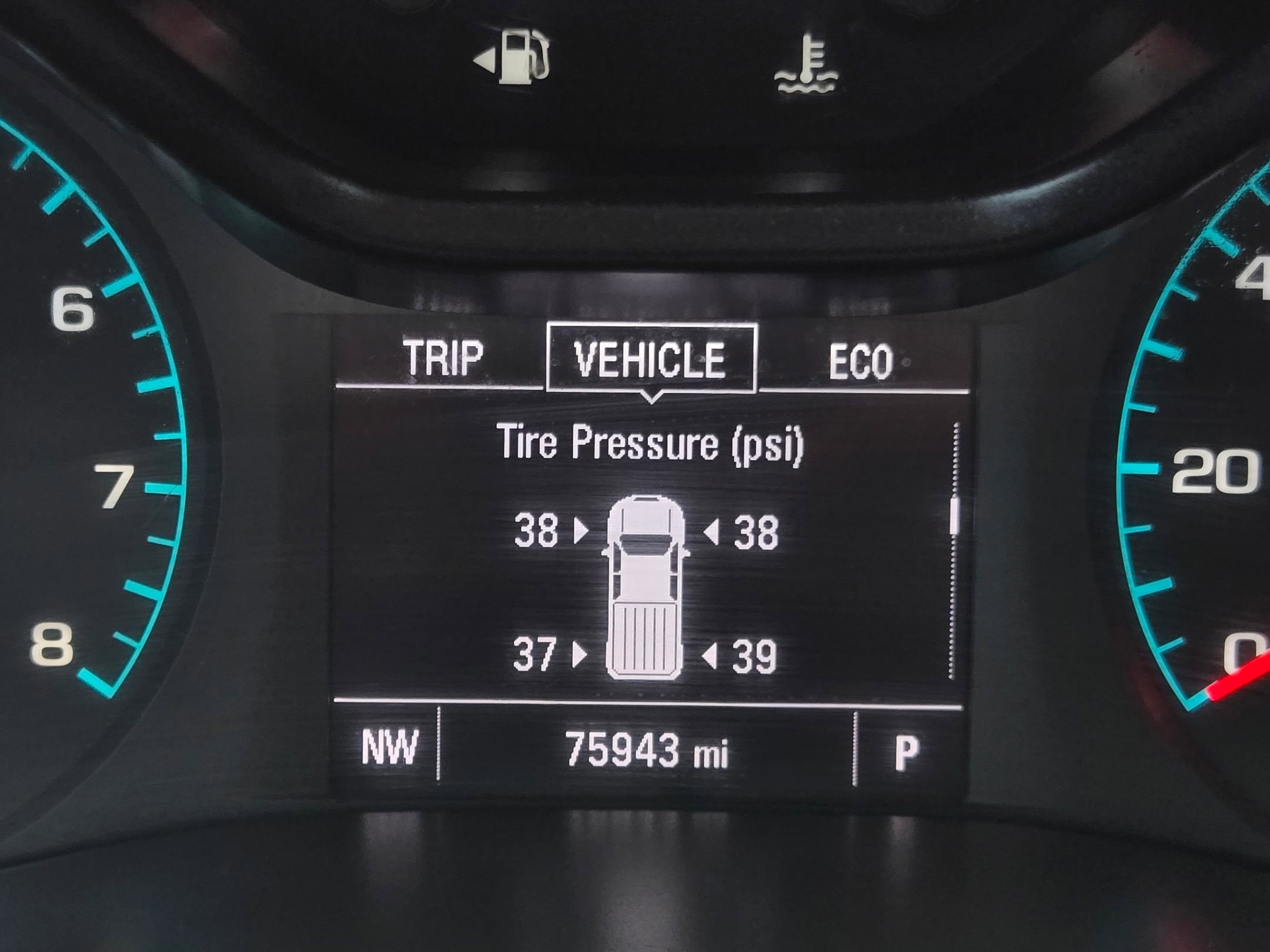 Used 2022 Chevrolet Colorado LT w/ LT Convenience Package image 16