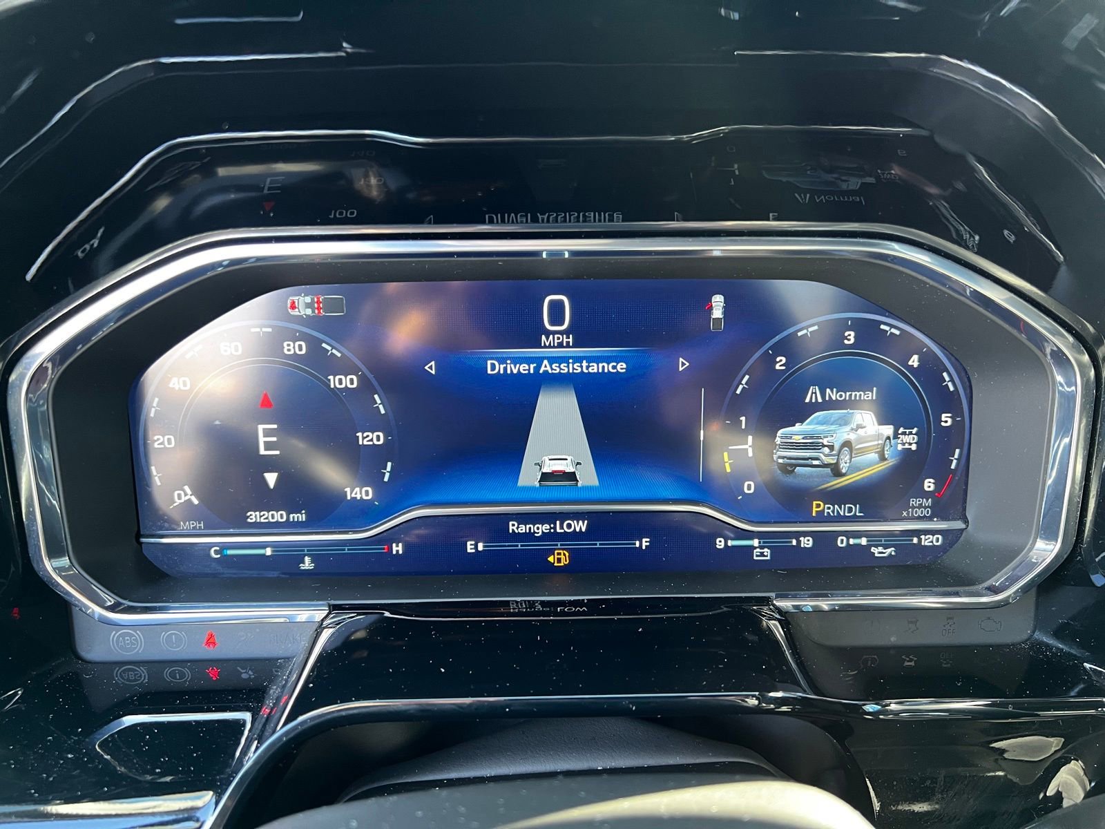 Used 2024 Chevrolet Silverado 1500 LT image 14