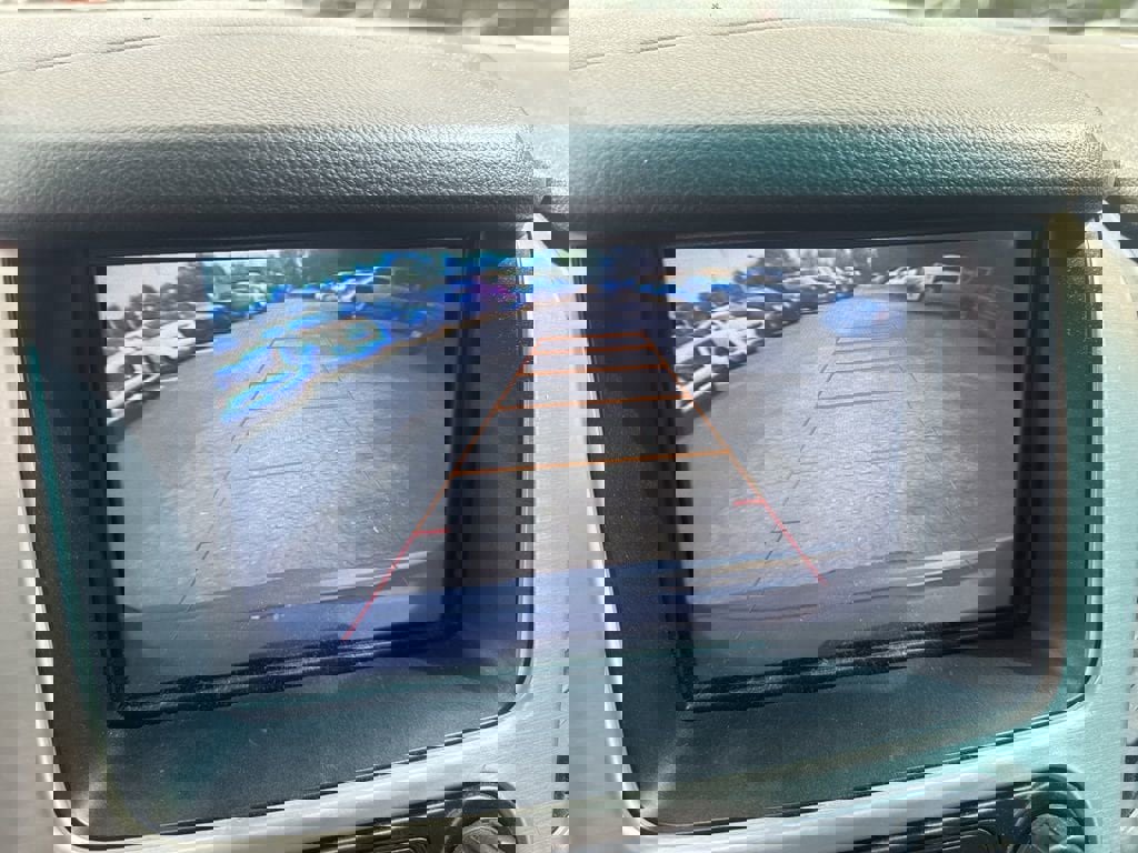 Certified 2016 GMC Yukon XL SLT w/ Open Road Package RWD image 12