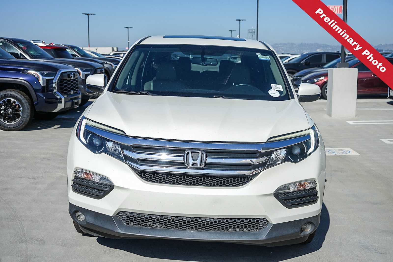 Used 2017 Honda Pilot EX-L image 2