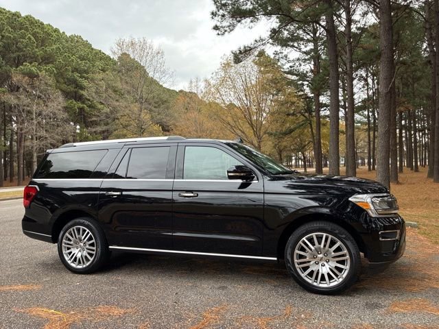 Used 2024 Ford Expedition Max Limited image 2