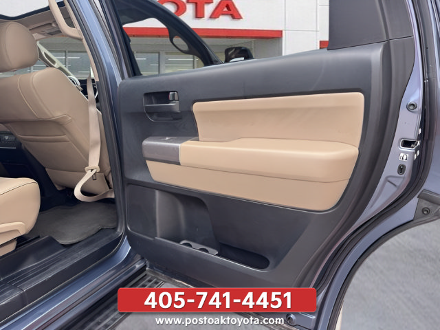 Used 2018 Toyota Sequoia SR5 w/ Premium Package AWD/4WD image 22