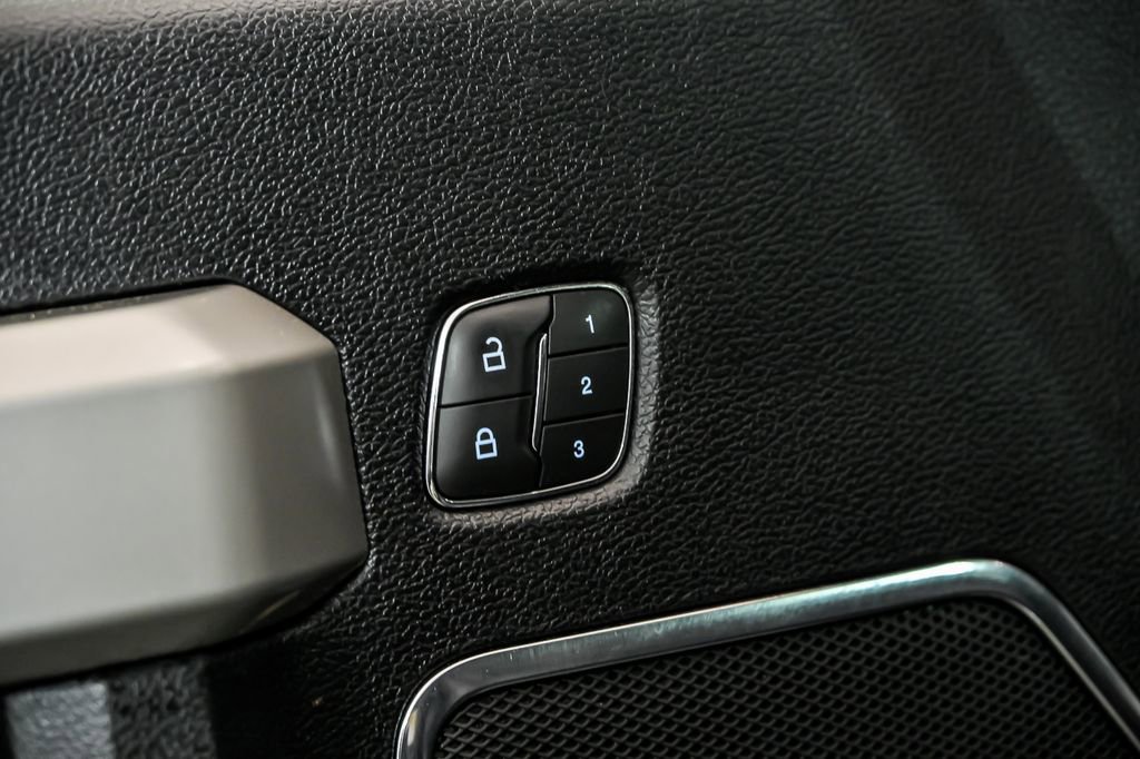Used 2019 Ford F350 Lariat w/ Lariat Ultimate Package image 11