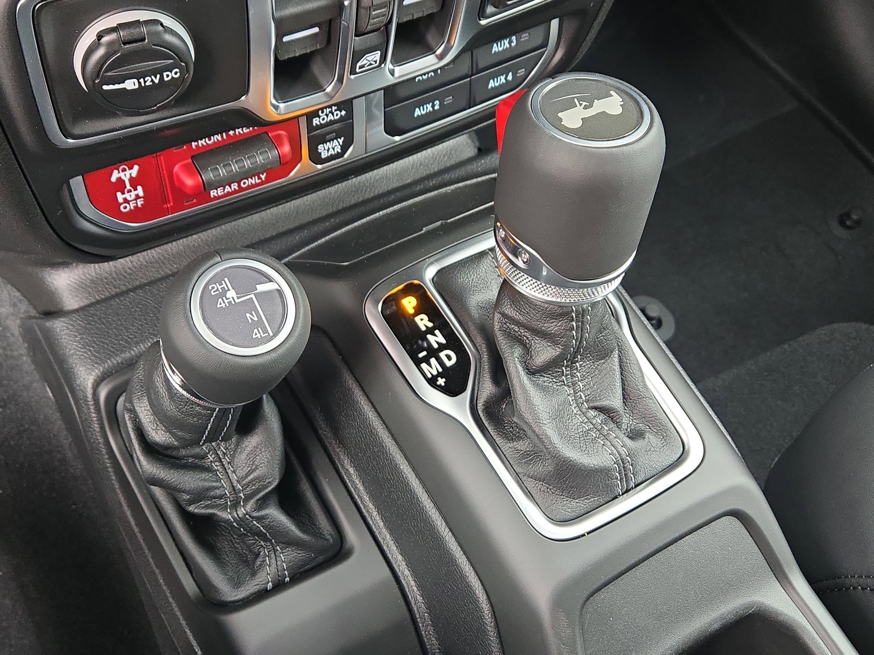 New 2026 Jeep Wrangler Unlimited Rubicon w/ Safety Group image 29