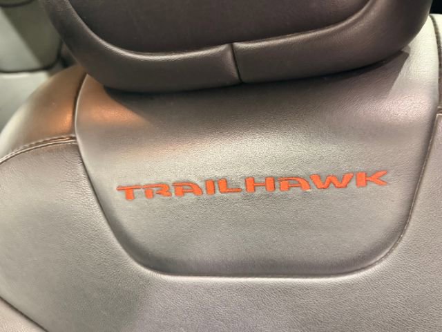 Used 2015 Jeep Cherokee Trailhawk w/ Comfort/Convenience Group image 44