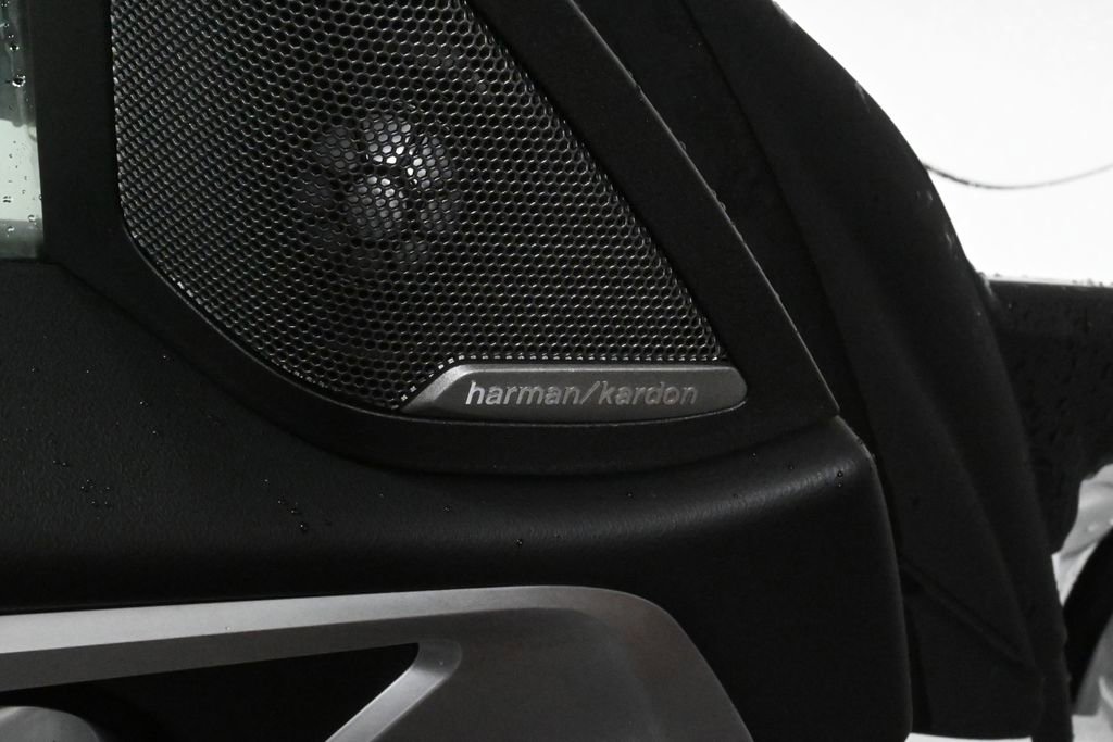 Used 2025 BMW i4 M50 w/ Premium Package image 31