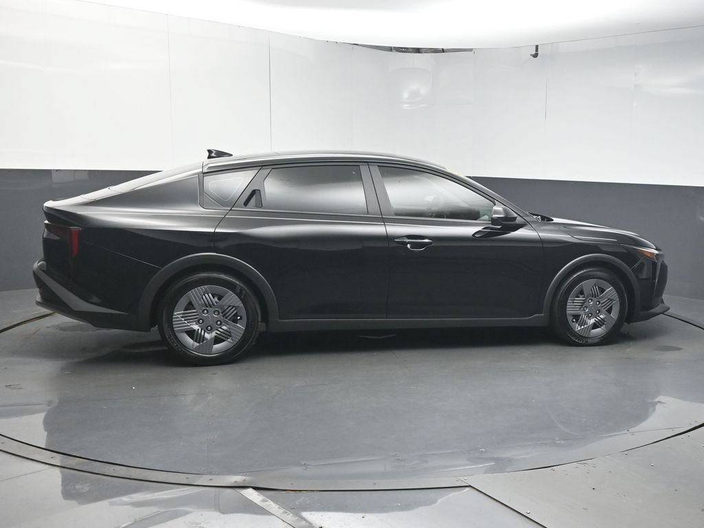 Used 2025 Kia K4 FWD image 8