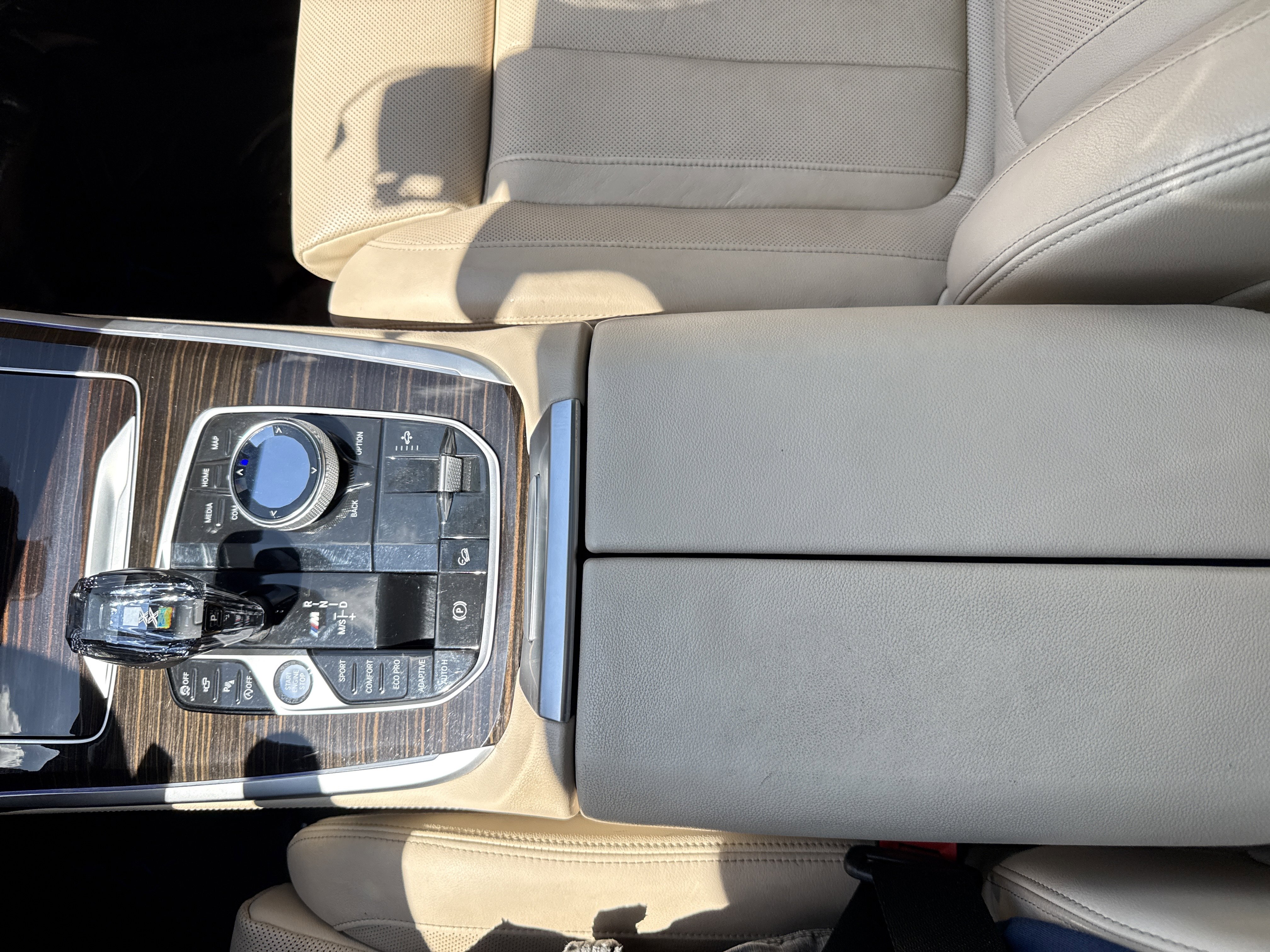 Used 2021 BMW X7 M50i AWD/4WD image 24