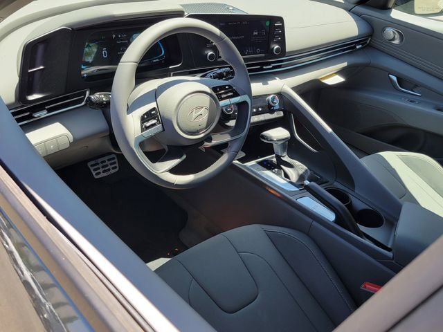 New 2026 Hyundai Elantra Sport FWD image 5