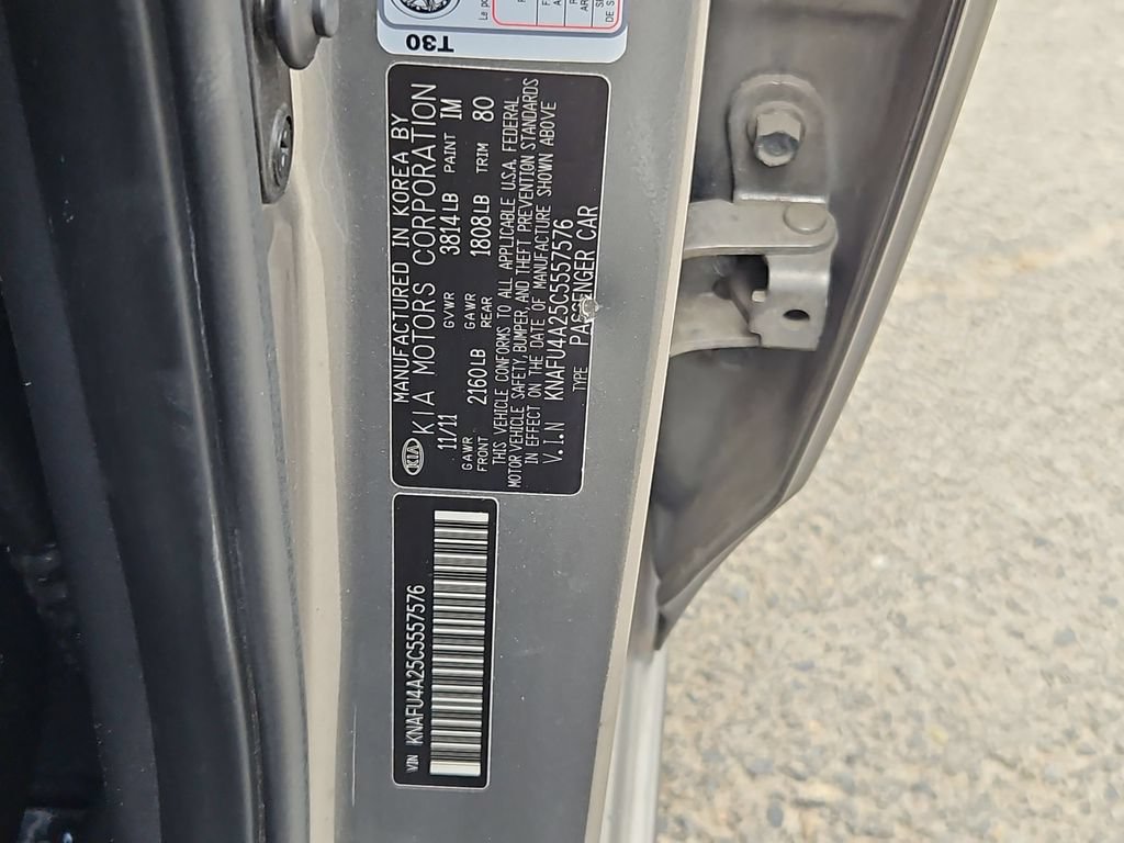 Used 2012 Kia Forte EX FWD image 27