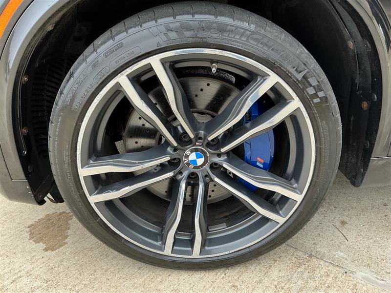 Used 2017 BMW X5 M AWD/4WD image 25