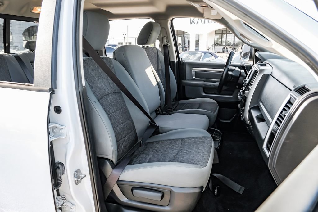 Used 2017 RAM 2500 Big Horn w/ Sport Appearance Group image 38