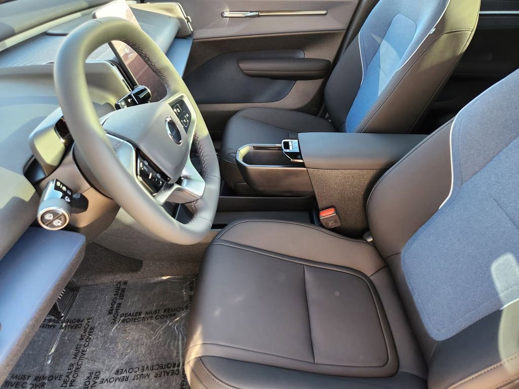 New 2026 Volvo EX30 Cross Country Ultra w/ Protection Package Premier image 4