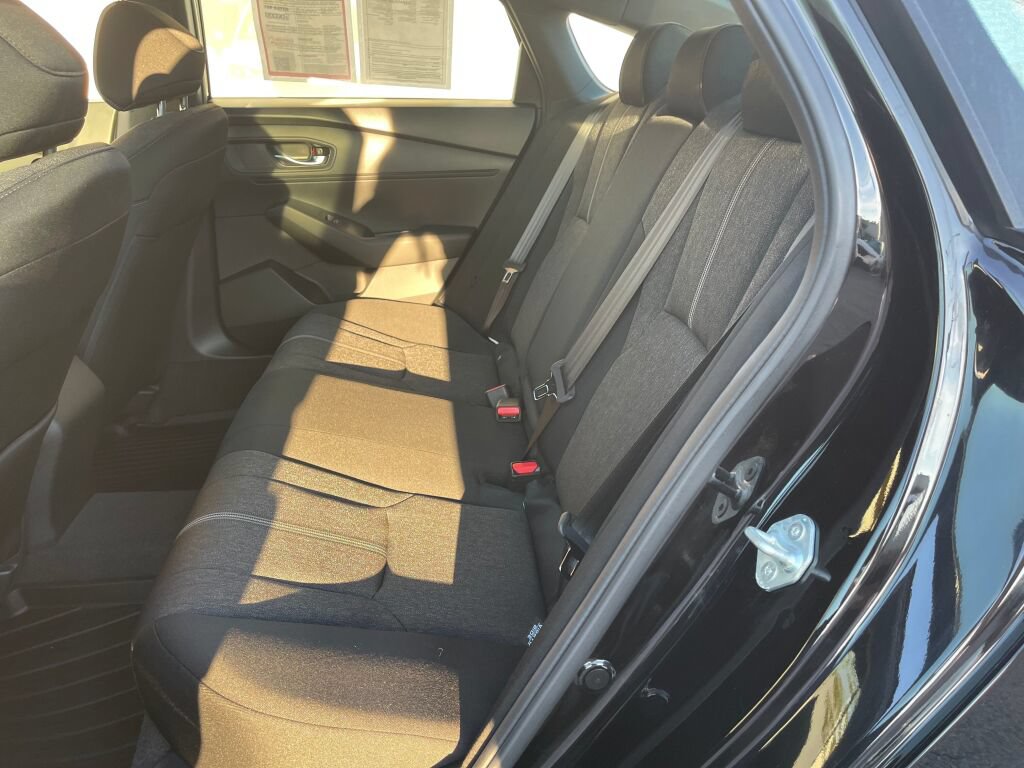 Used 2024 Honda Accord Sport image 29