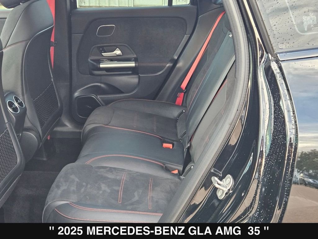 Used 2025 Mercedes-Benz GLA 35 AMG 4MATIC image 17