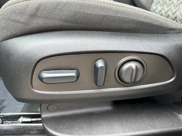 Used 2022 Chevrolet Equinox LT image 31