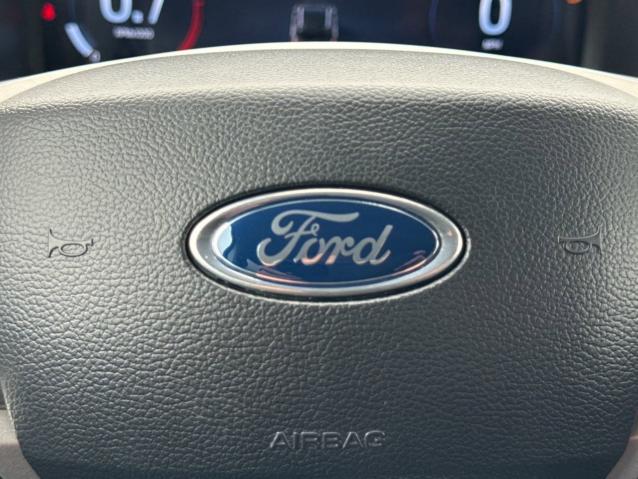 Used 2025 Ford Explorer Active w/ Active Comfort Package AWD/4WD image 28