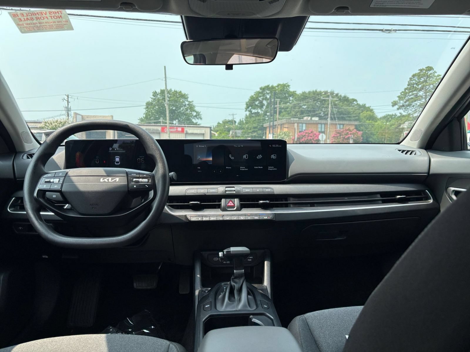 Used 2025 Kia K4 FWD image 32
