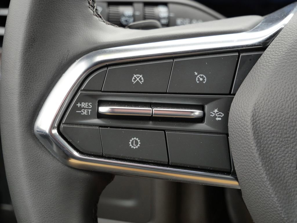 Used 2025 Chevrolet Suburban Z71 image 46