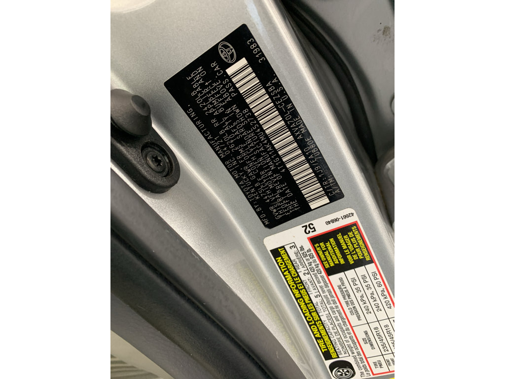 Used 2021 Toyota Camry SE FWD image 12