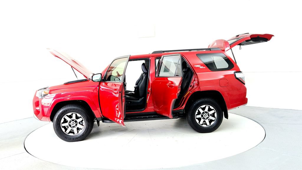 Certified 2024 Toyota 4Runner TRD Off-Road Premium w/ Moonroof Package AWD/4WD image 10