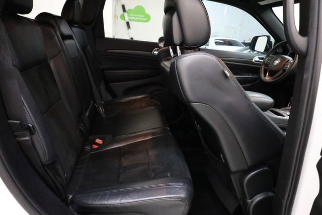 Used 2017 Jeep Grand Cherokee Altitude image 14
