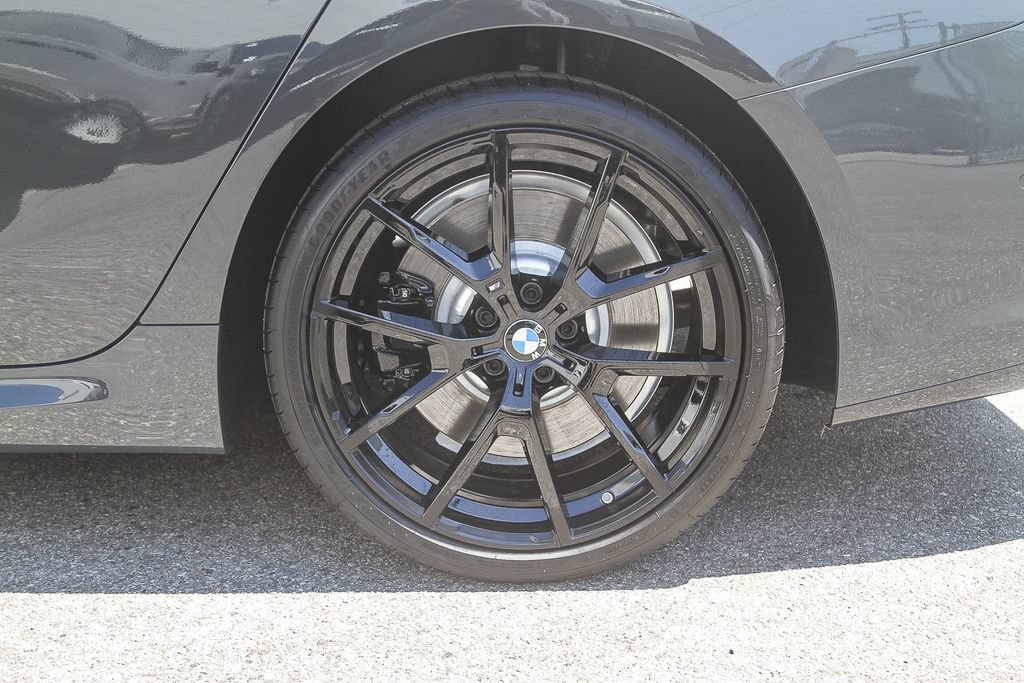 Used 2026 BMW 840i xDrive AWD/4WD image 8