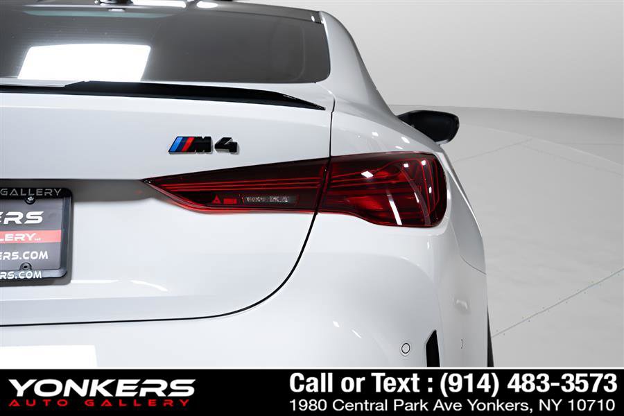 Used 2025 BMW M4 Coupe w/ Executive Package image 55