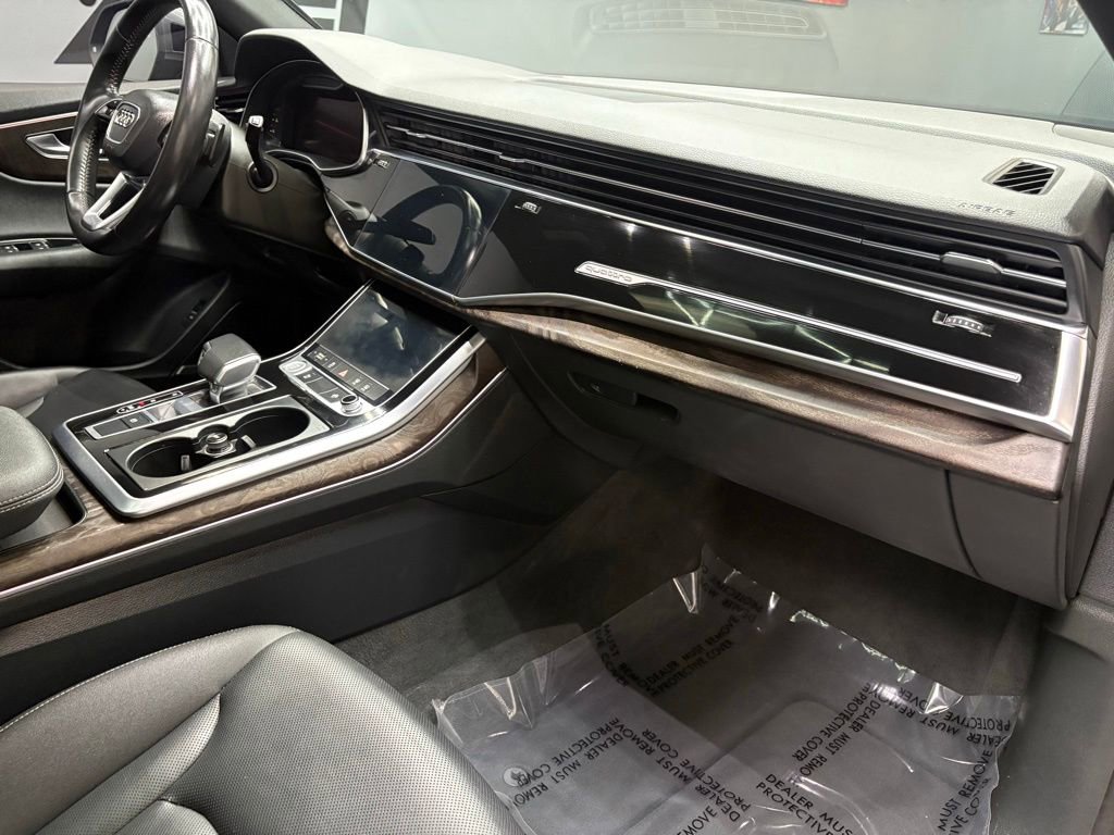 Used 2020 Audi Q8 Premium Plus AWD/4WD image 47