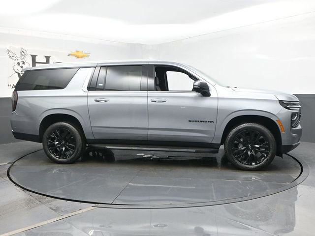New 2025 Chevrolet Suburban Premier image 28