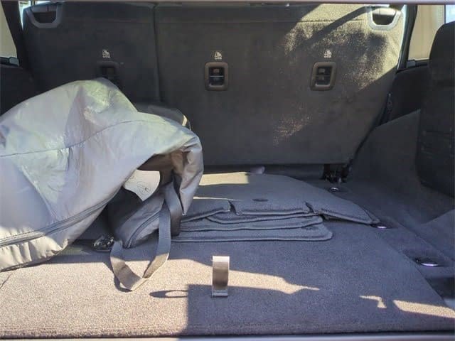 Used 2025 Jeep Wrangler Unlimited Rubicon image 21