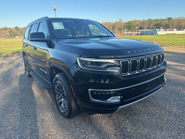 Used 2024 Jeep Wagoneer Series II w/ Flexible Seating Group RWD image 2