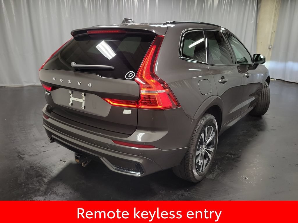 Used 2024 Volvo XC60 T8 Core AWD/4WD image 8