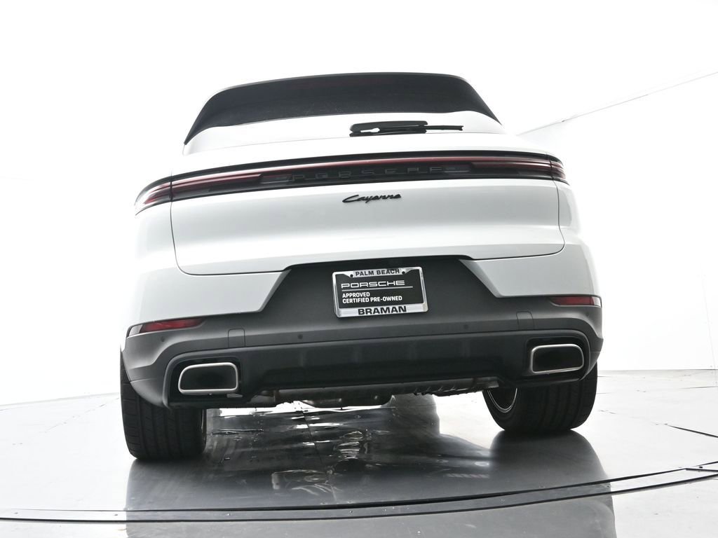 Certified 2025 Porsche Cayenne E-Hybrid AWD/4WD image 50