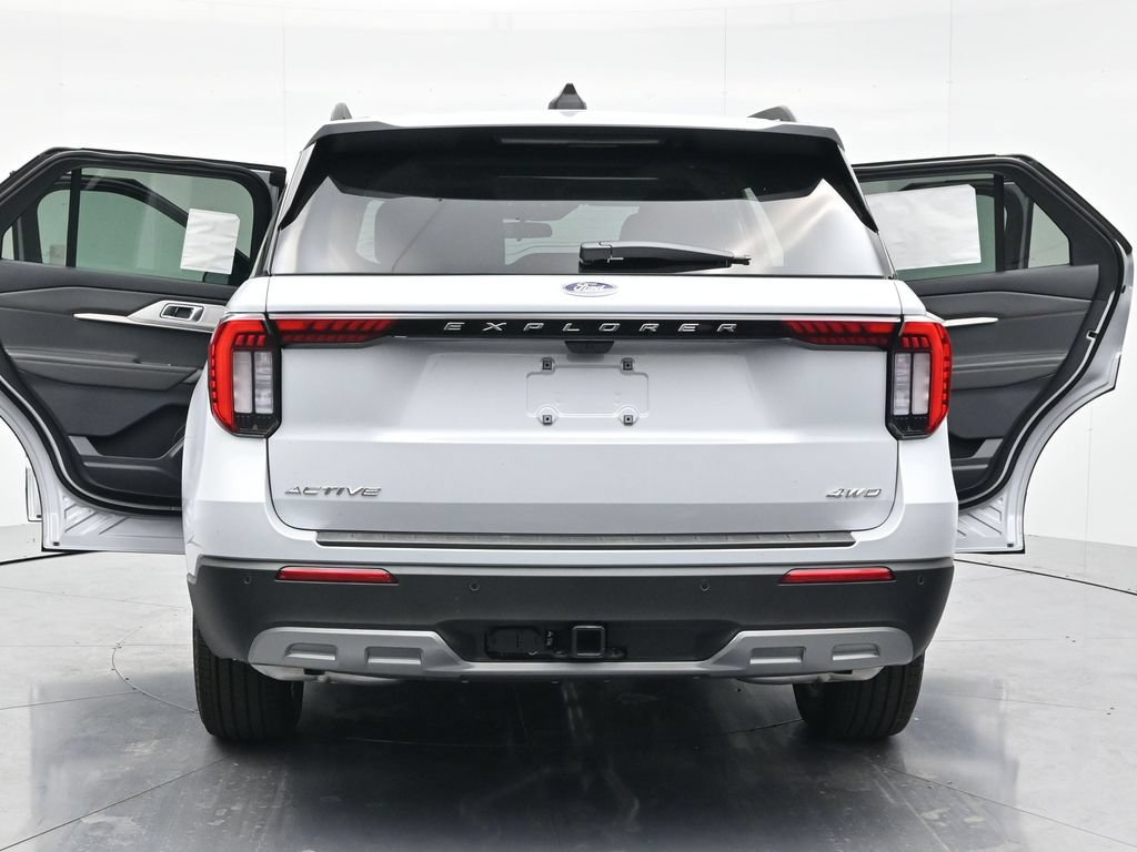 New 2026 Ford Explorer Active w/ Active Comfort Package AWD/4WD image 6