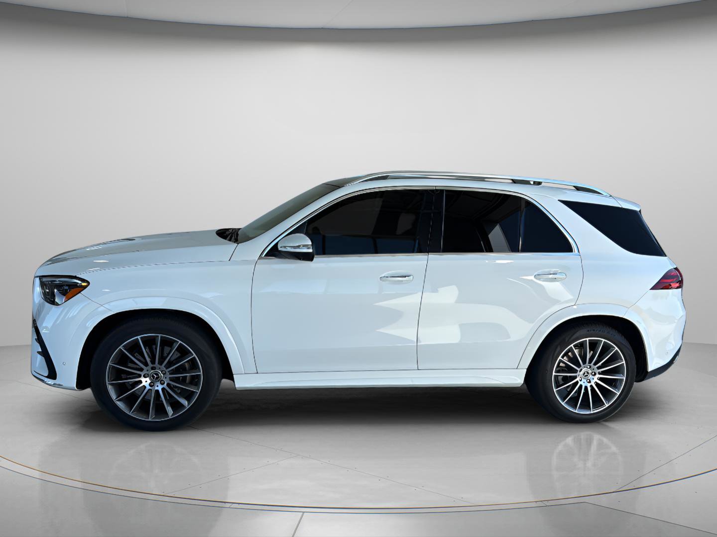 Certified 2024 Mercedes-Benz GLE 450 4MATIC image 3