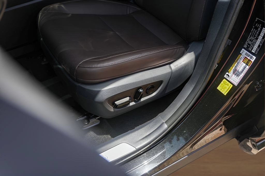 Used 2025 Lexus TX 350 AWD image 8
