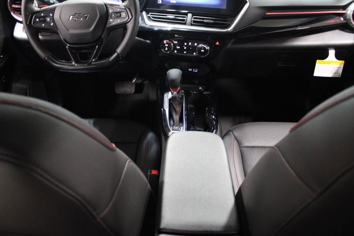 New 2026 Chevrolet Trax RS w/ Sunroof Package FWD image 30
