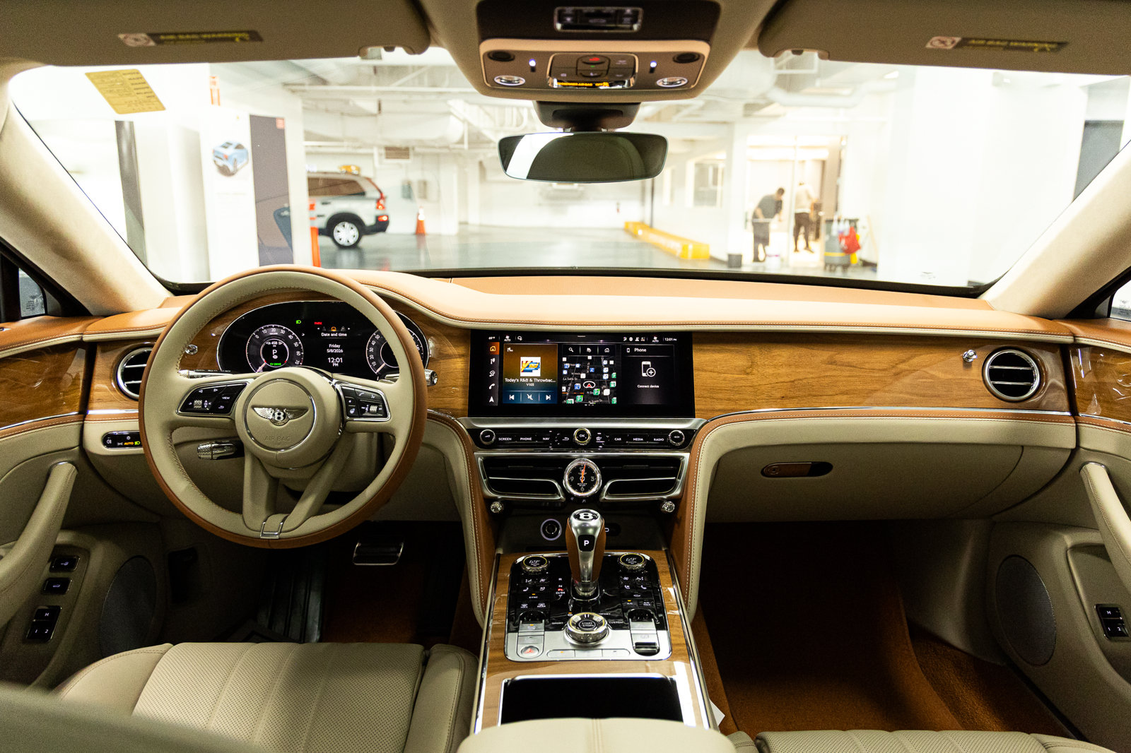 Certified 2026 Bentley Flying Spur V8 AWD/4WD image 27