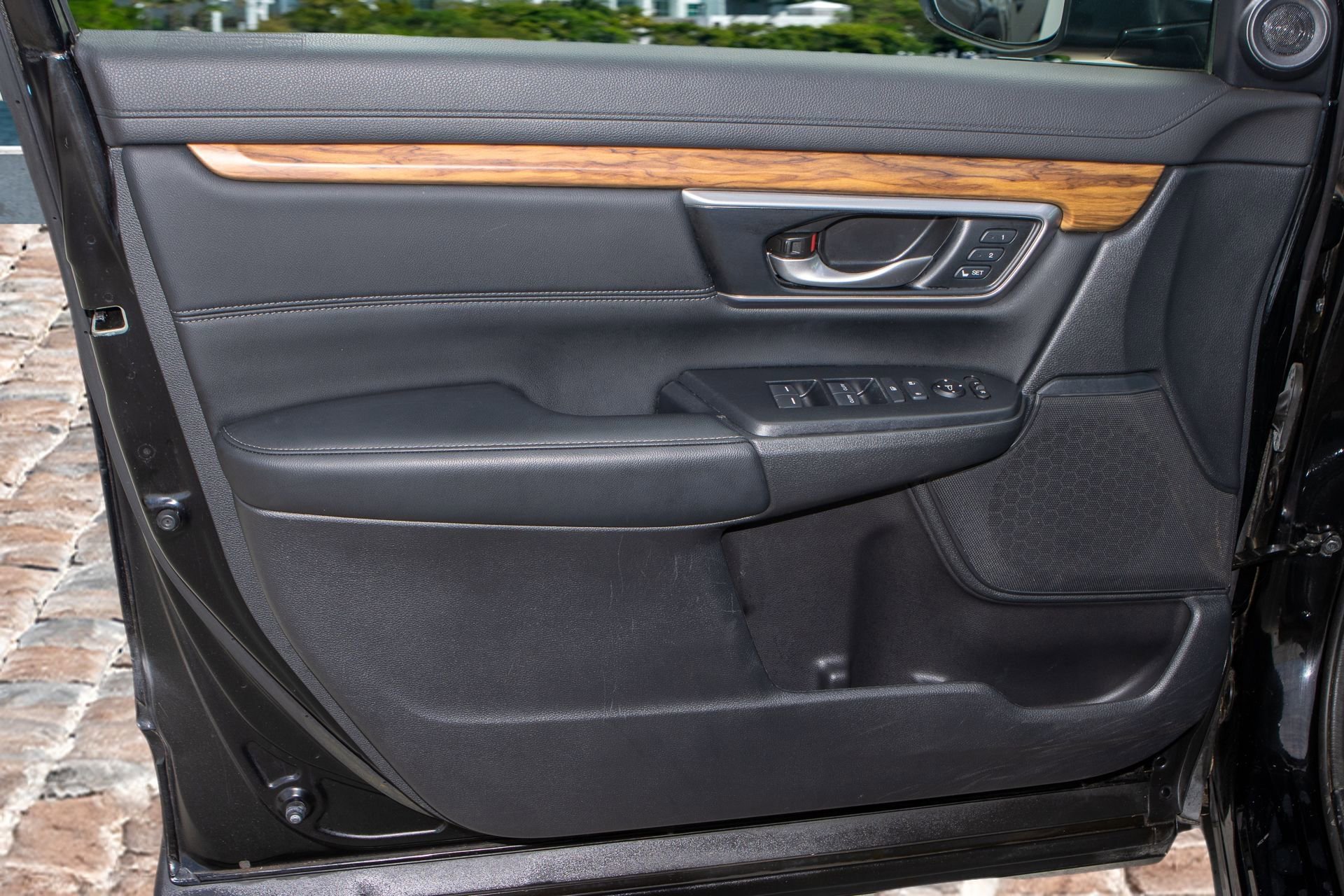 Used 2022 Honda CR-V Touring image 30