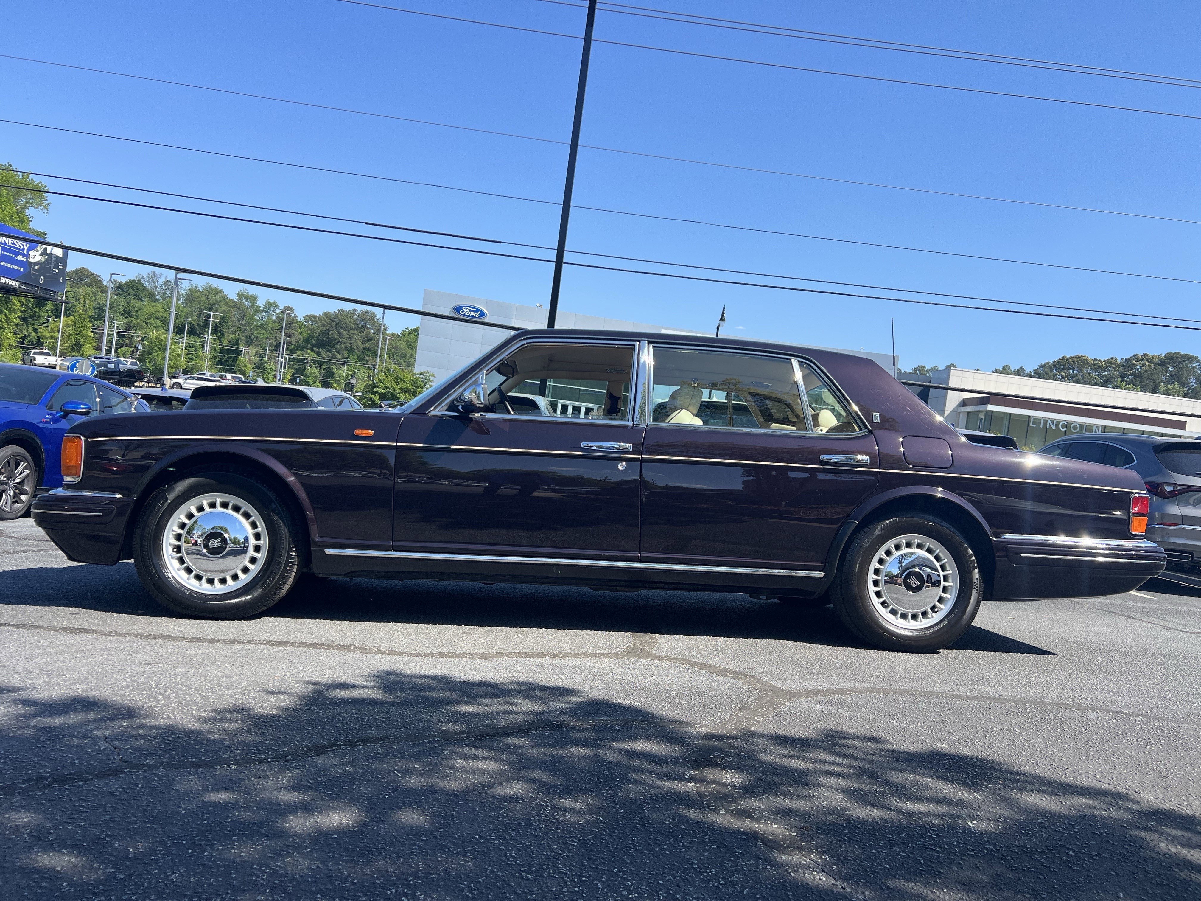 Used 1999 Rolls-Royce Silver Spur RWD image 2