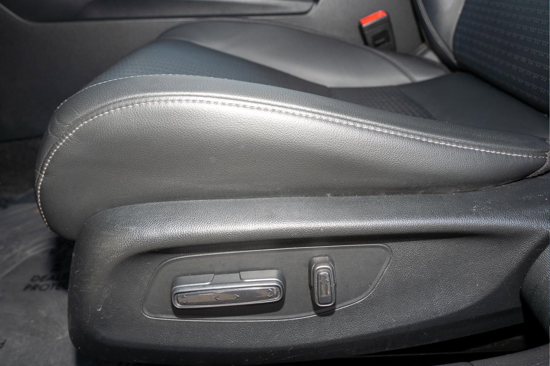 Certified 2023 Honda Civic Touring image 28