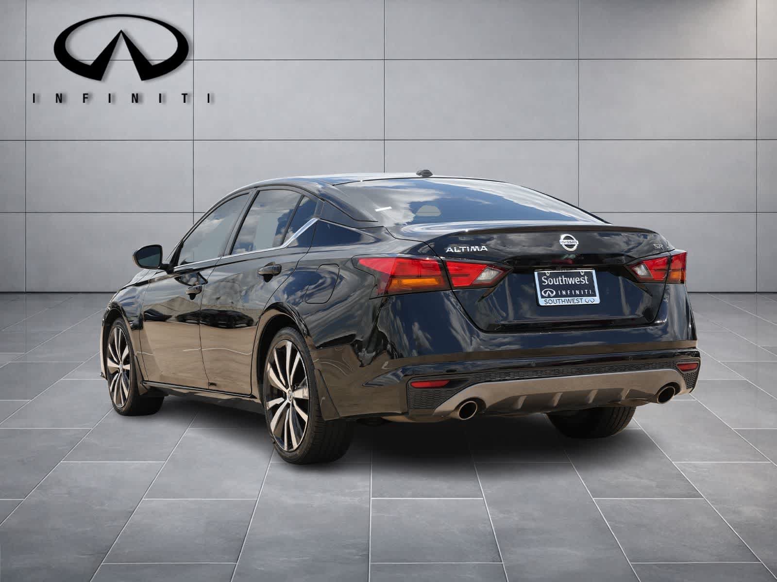 Used 2020 Nissan Altima 2.5 SR FWD image 5